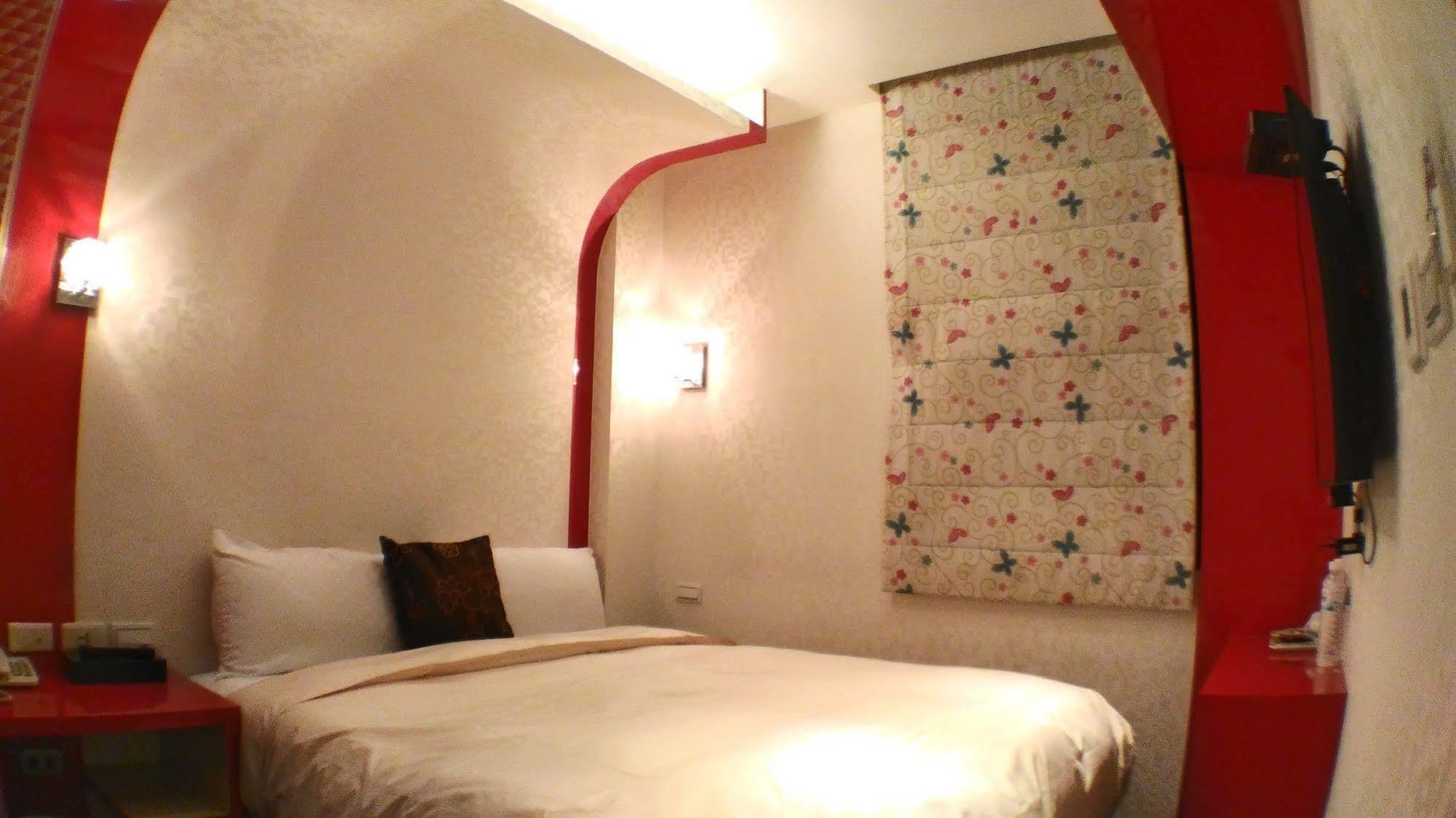 Lio Hotel - Ximending Tajpej Buitenkant foto